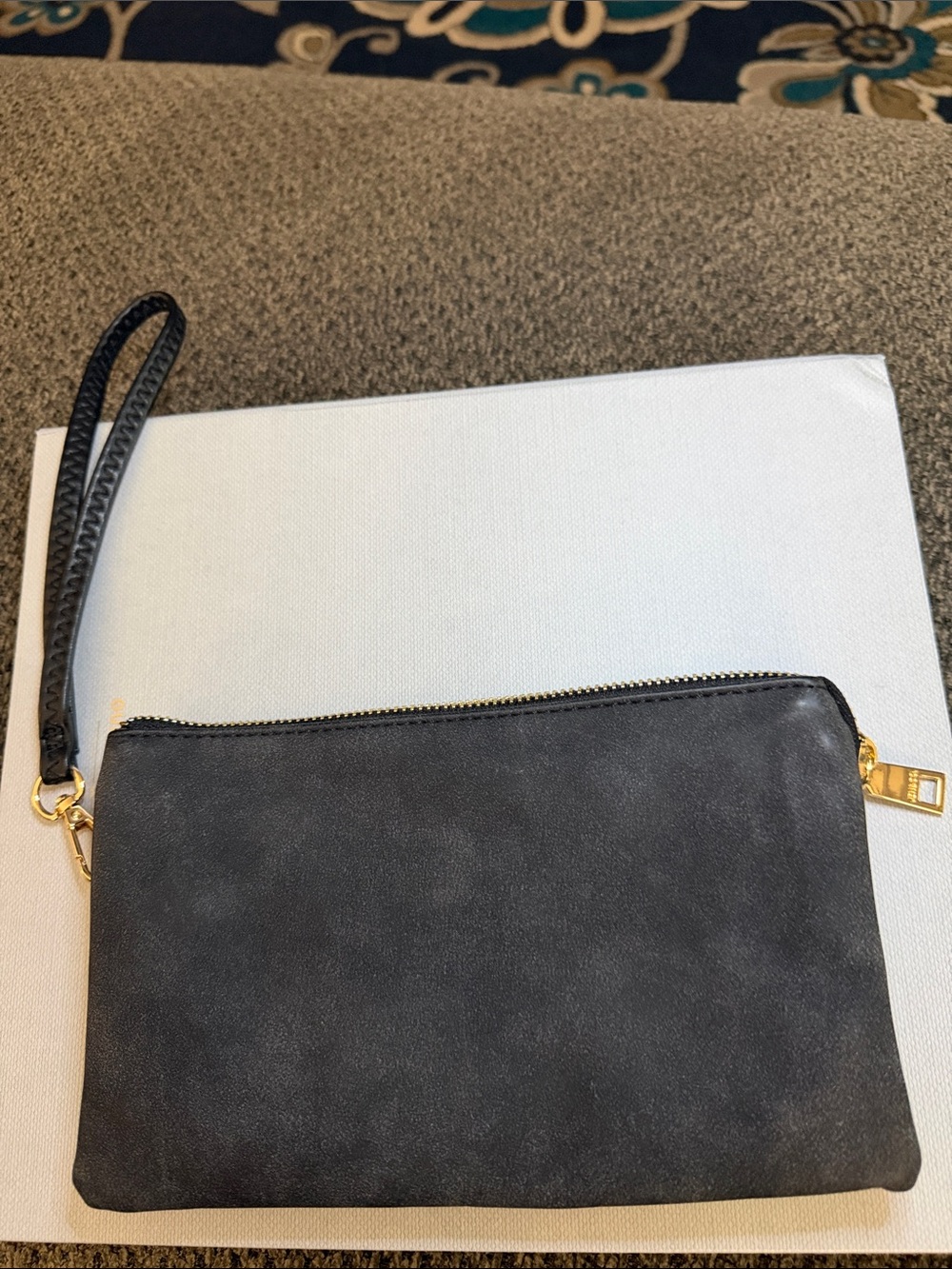 Jen & Co Classic Grey/Black Multi-pocket vegan Wristlet Clutch